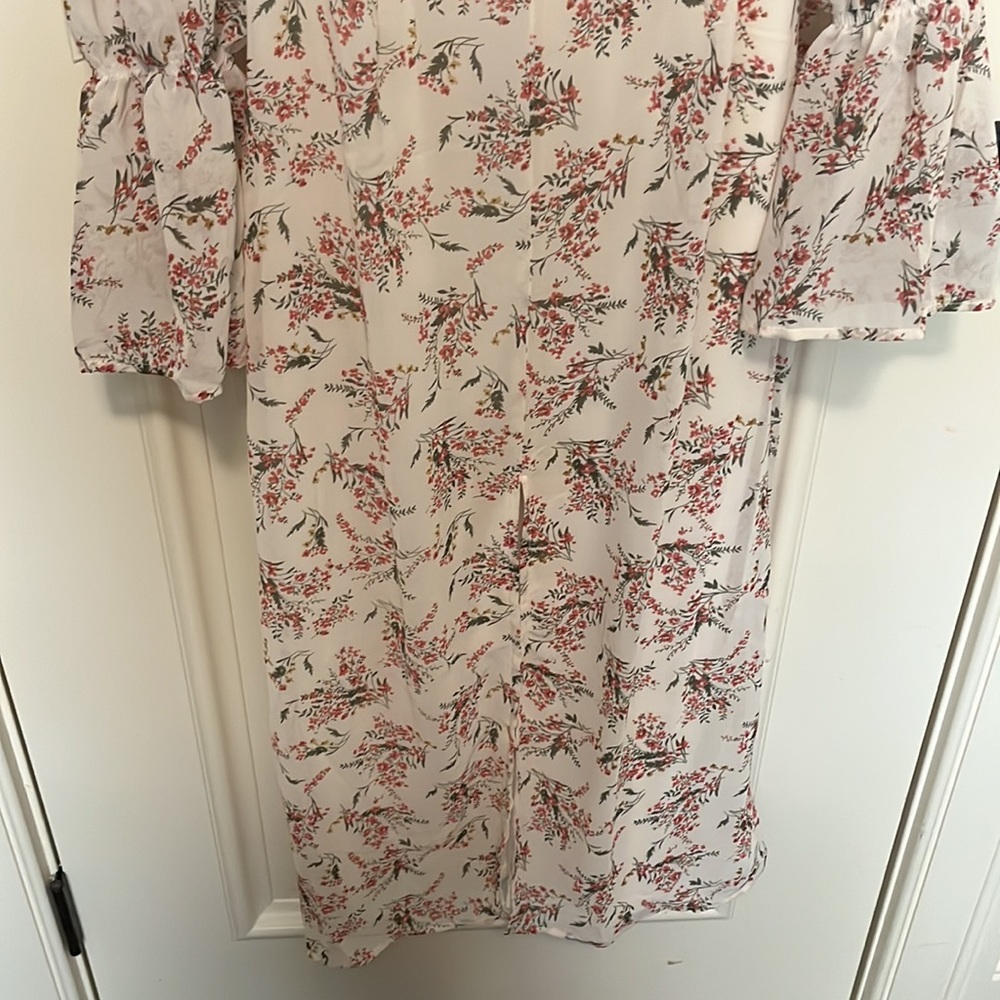 Beautiful MISSGUIDED DRESS - Picture 3 of 5